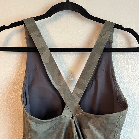 Prana Layna Bra Tank Sage Green Camo - Picture 8 of 8